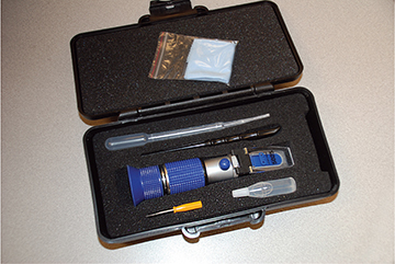 Refractometer_P2_Left.jpg