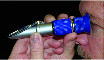 Refractometer_P3_Bottom.jpg